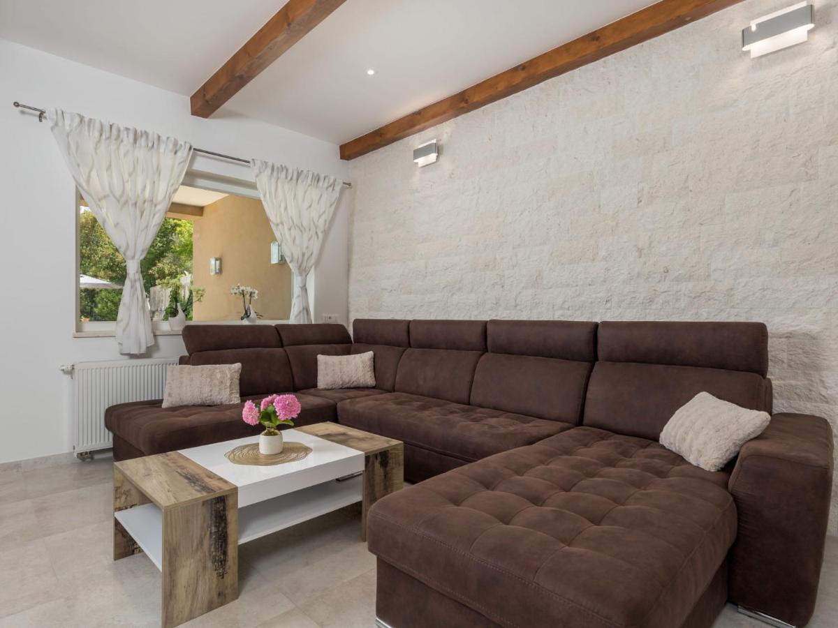 Villa Matea - Mlk150 By Interhome Dobrinj Extérieur photo