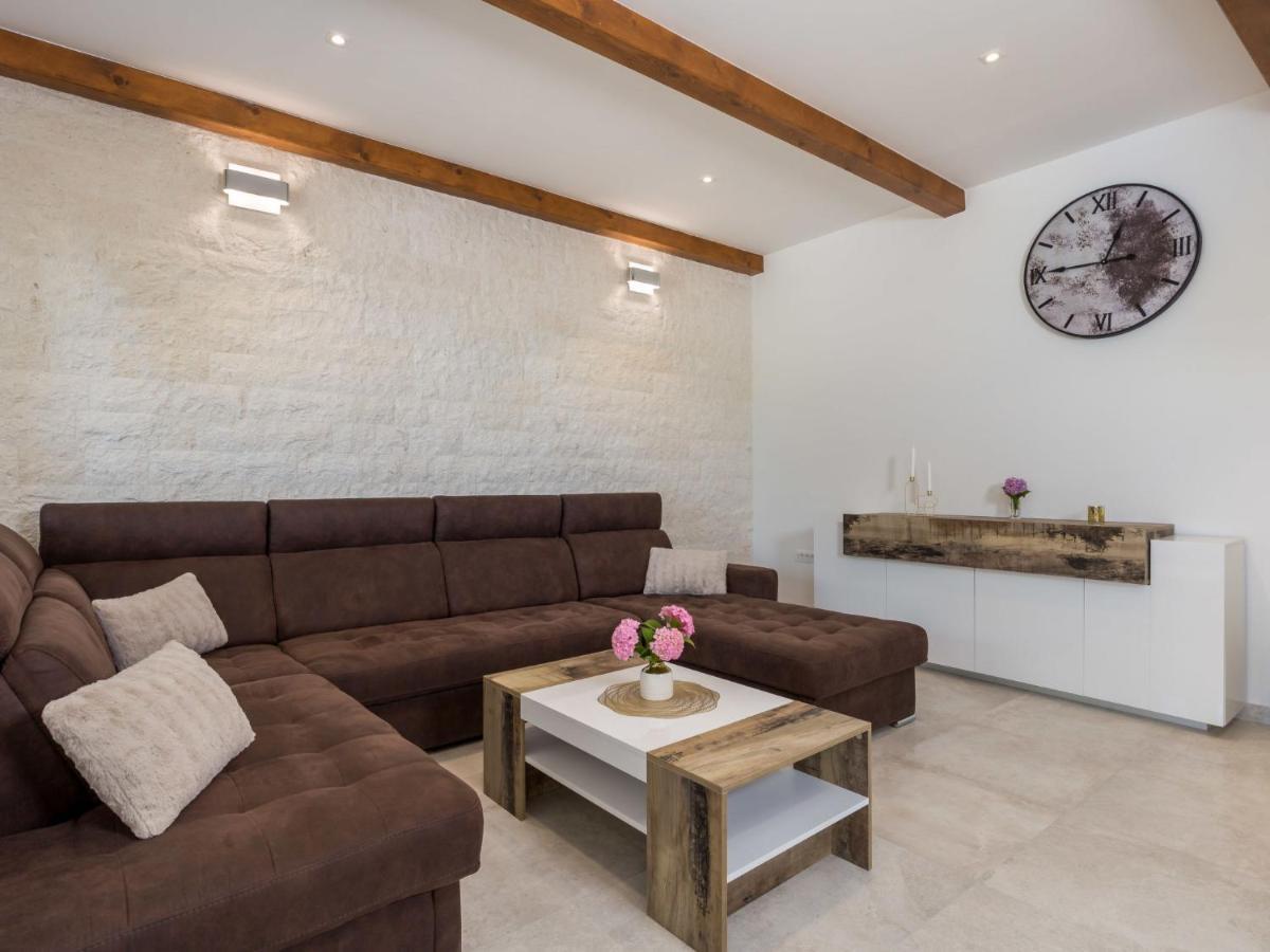 Villa Matea - Mlk150 By Interhome Dobrinj Extérieur photo