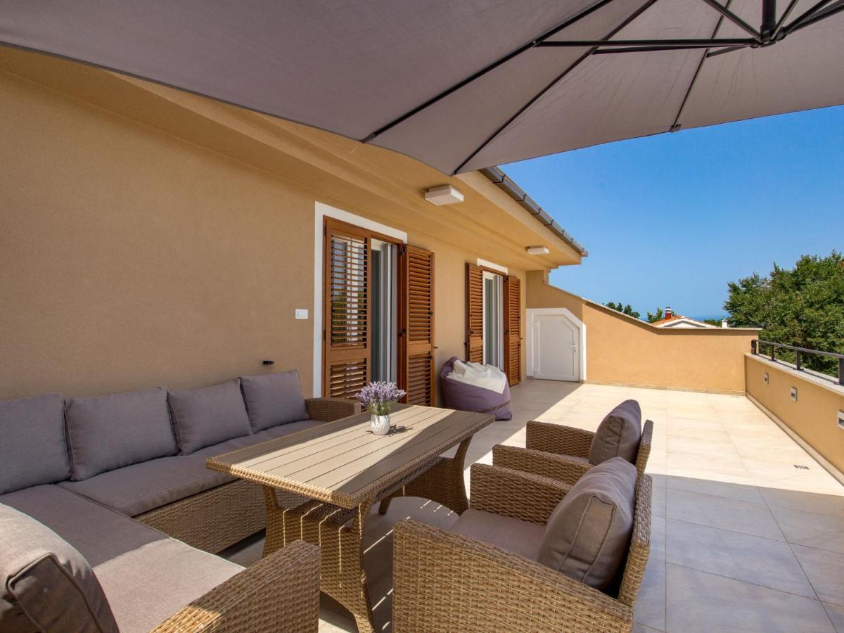 Villa Matea - Mlk150 By Interhome Dobrinj Extérieur photo